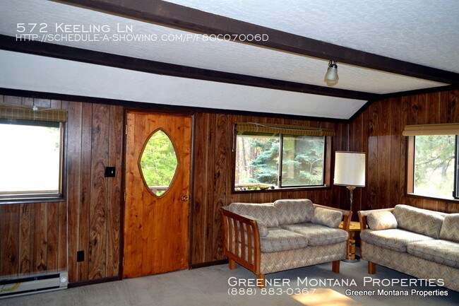 Foto del edificio - Furnished Apartment