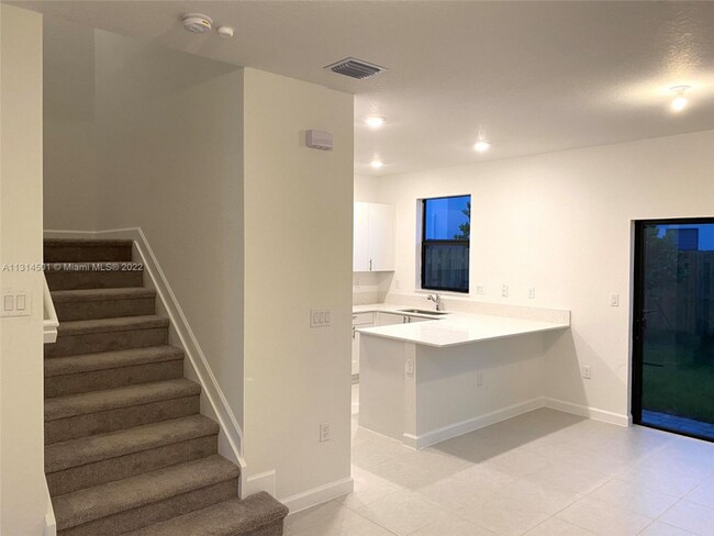 Foto del edificio - 28718 SW 132nd Ct
