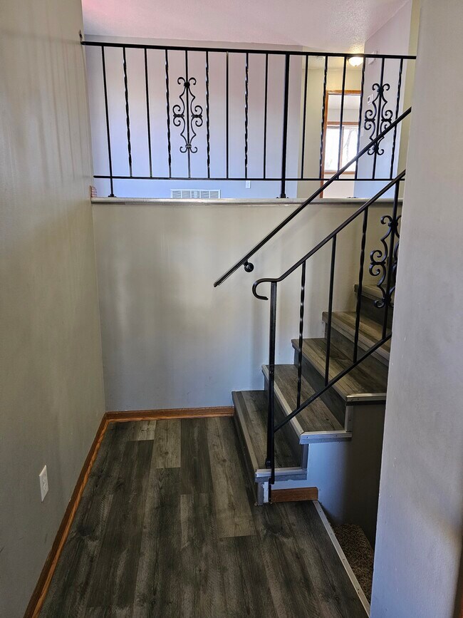 7360 Vinewood Ct, Osseo, MN 55311 Townhome Rentals in Osseo MN