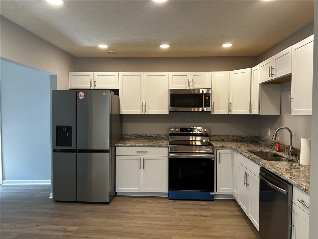 Foto principal - 10790 Waters Rd