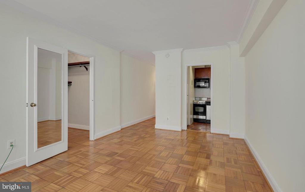 Foto principal - 2141 I St NW