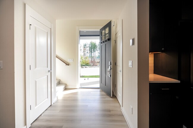Foto del edificio - 33259 Evergreen Ave SE