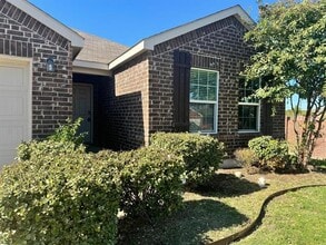 Building Photo - 227 Citrus Dr