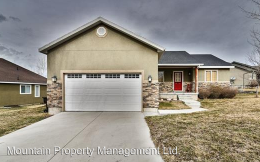 Foto principal - 3 br, 2 bath House - 5241 North Bridle Way