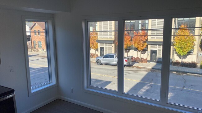 Photo du bâtiment - 506 Gladstone Av