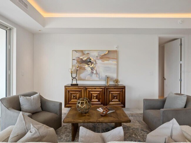 Foto del edificio - 1020 Sunset Point Rd