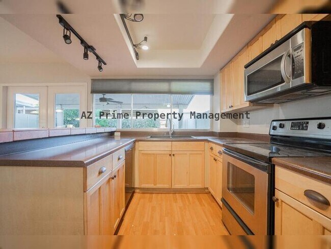 Building Photo - 5132 N Granite Reef Rd