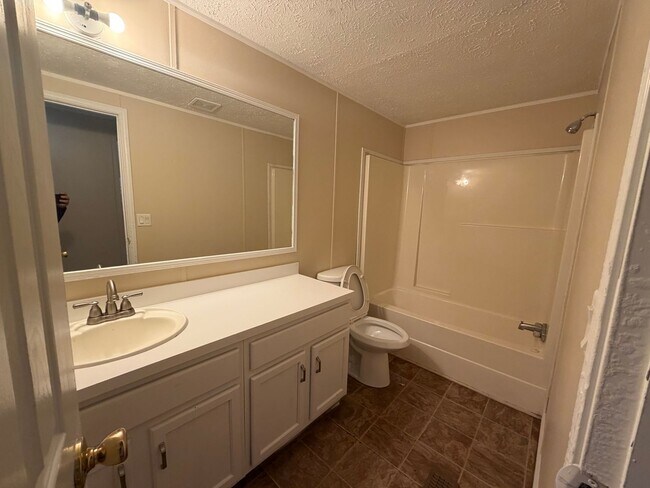 Foto del edificio - Home For Rent