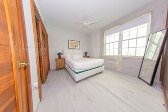 Building Photo - 820 Ocean Dr