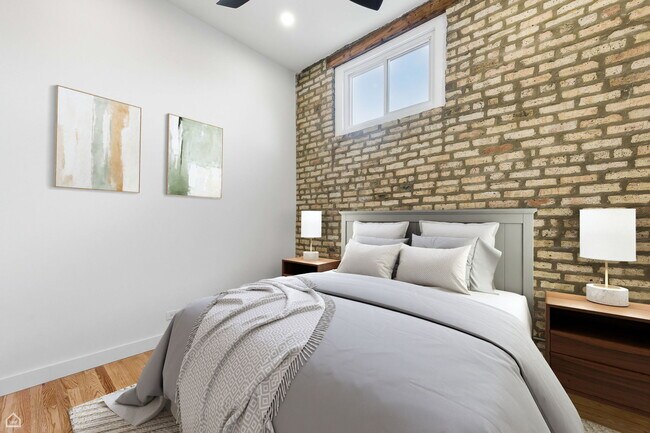 Foto del edificio - 947 N Kedzie Ave