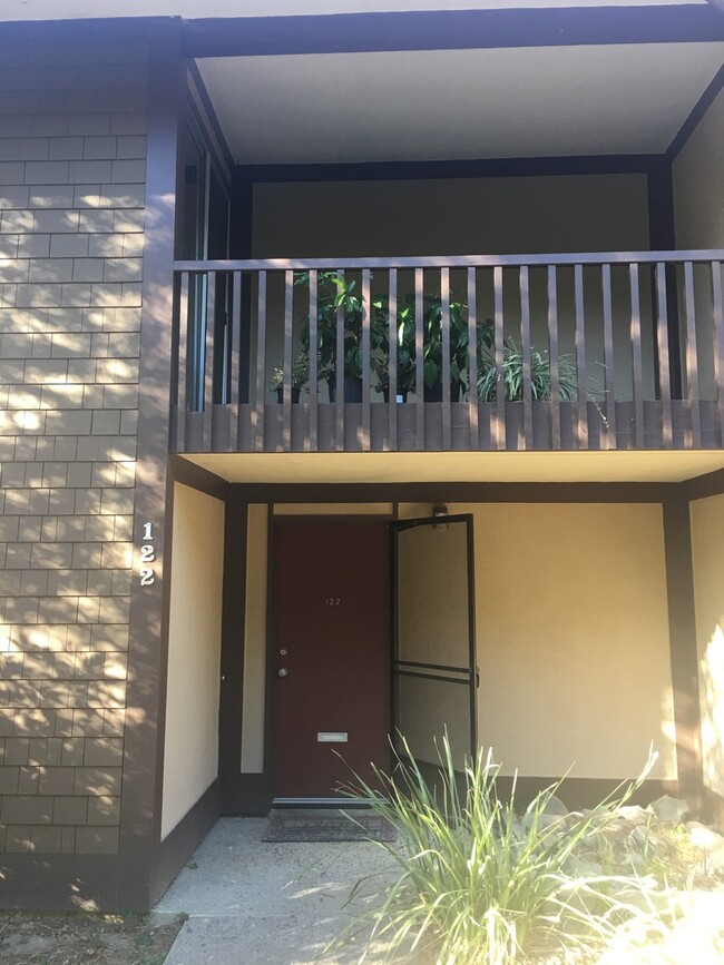 3br/1.5ba Meadows of Terra Linda Townhouse ~Surrey Lane - 3br/1.5ba Meadows of Terra Linda Townhouse ~Surrey Lane