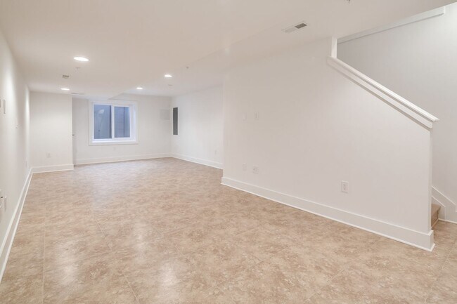 Foto del edificio - Queen Village Townhome