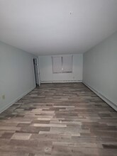 Building Photo - 5909 Cottage St