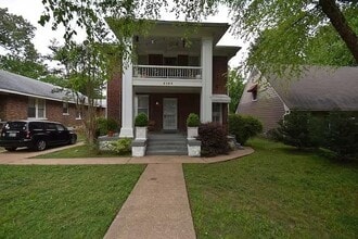 Building Photo - 2164 Court Ave