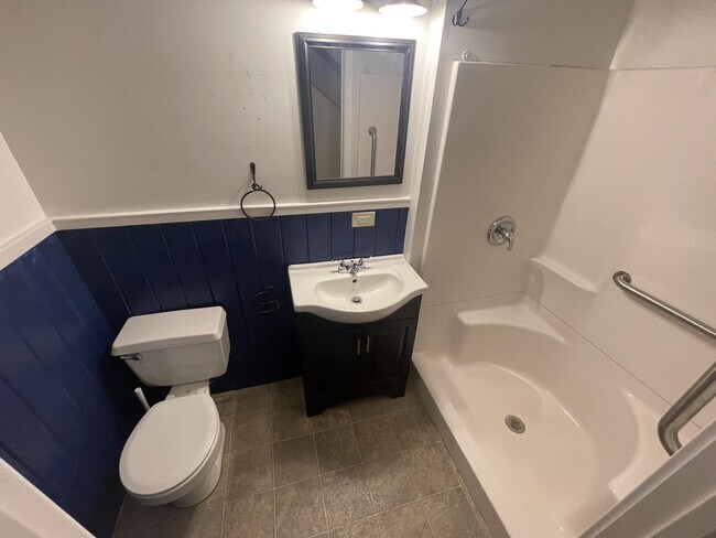 Foto del edificio - 3275 Foothill Rd