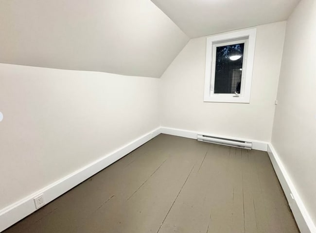 Building Photo - 26 McKay Dr.