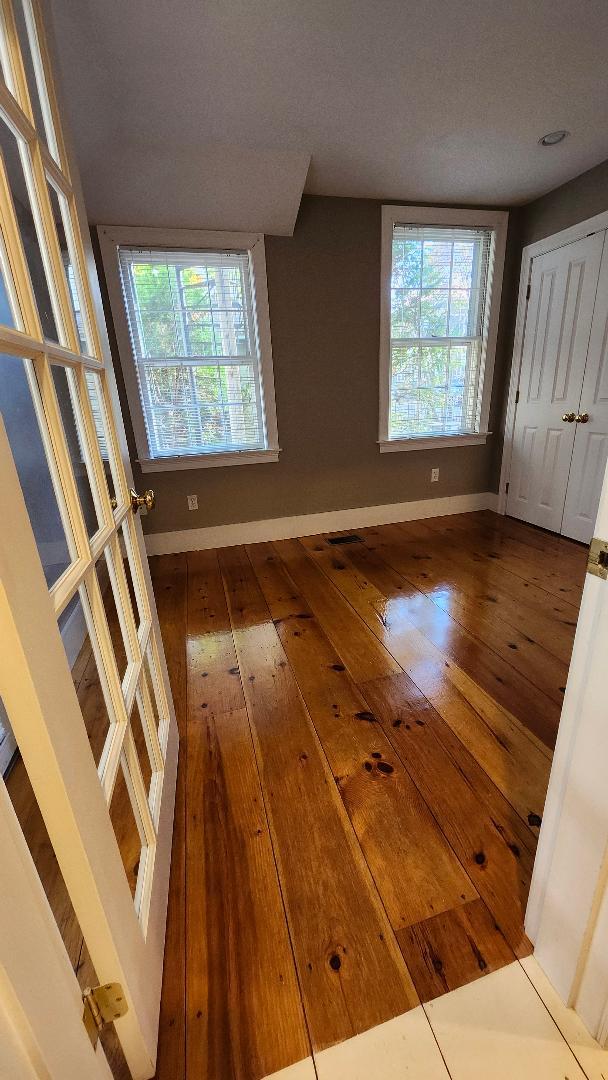 Bedroom with french doors - 59 Prospect St