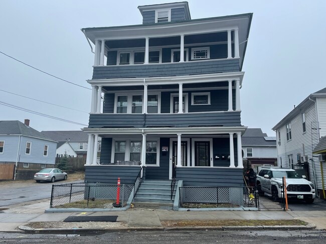 Photo - 107 Hawkins St Apartment