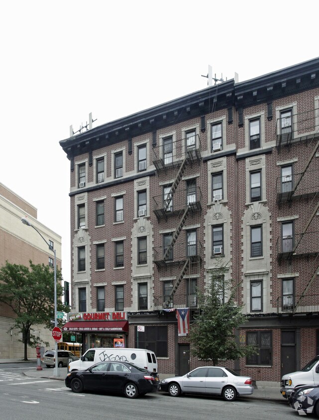 Foto del edificio - 792 E 152nd St