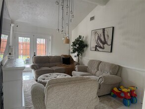 Building Photo - 4622 Fitzwater Dr