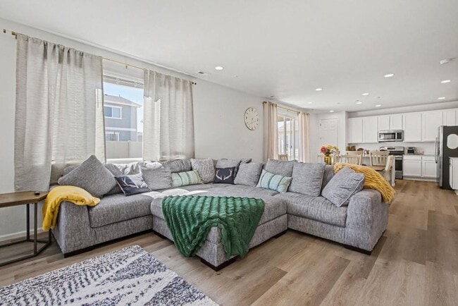 Photo - 4230 Satinwood Dr House