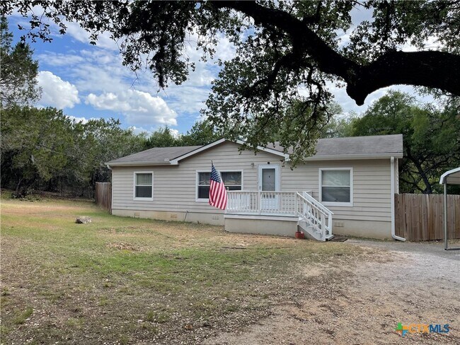 Foto del edificio - 542 Tom Creek Ln