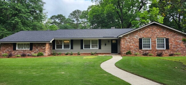 Building Photo - Amazing 3 bedroom home in Mohina Woods