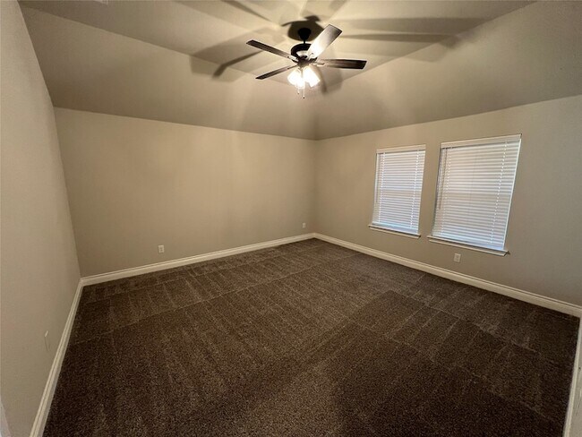 Foto del edificio - 805 Hardaway Ln