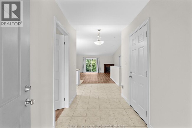 Building Photo - 816 Virginia Park Ct