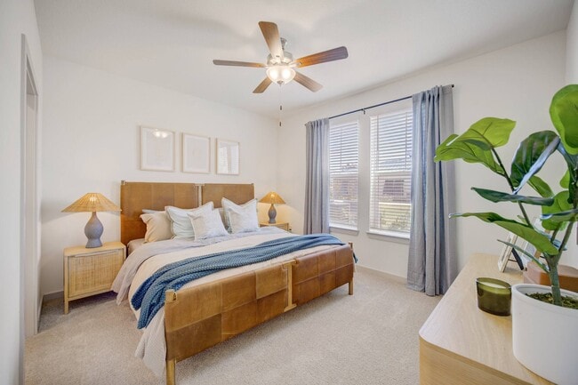 Building Photo - The Enclave at Deer Moss Creek
