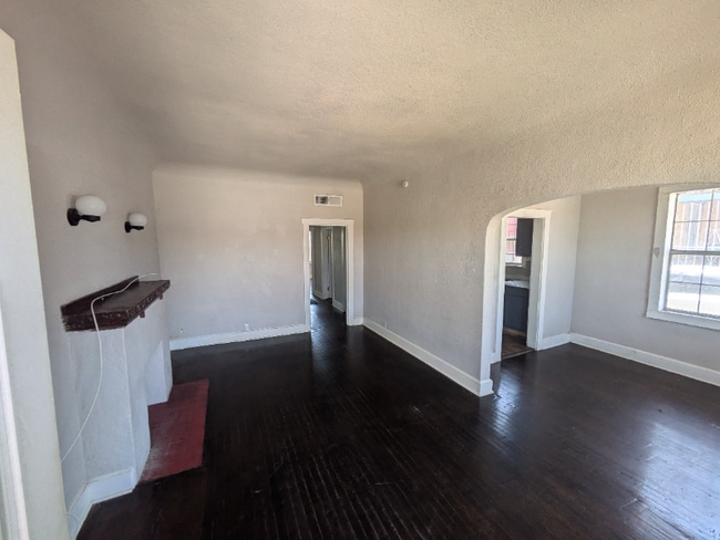 Building Photo - 3318 Nations Ave