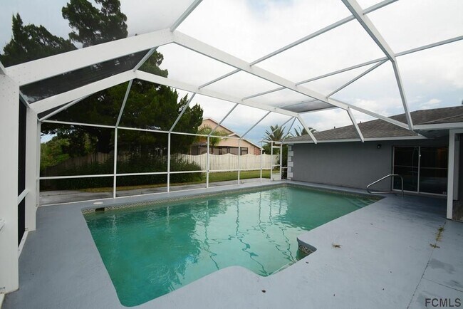 Building Photo - 45 Collingwood Ln