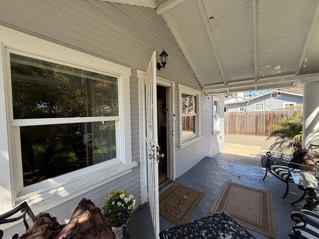 Building Photo - Carlsbad Home across from Holiday Park