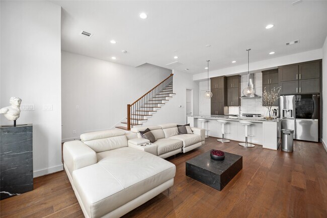 Foto del edificio - 2408 Gray St