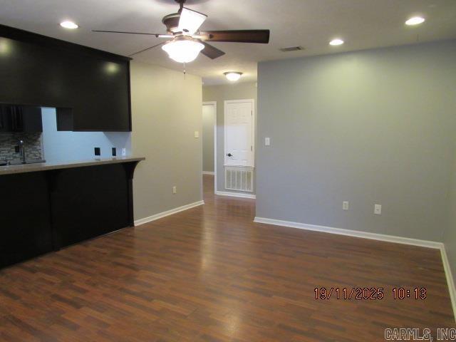 Foto del edificio - 1420 Pyramid Dr