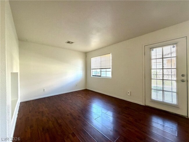 Foto del edificio - 2500 Sierra Bello Ave