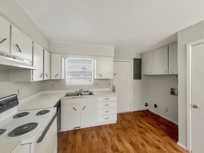 Foto del edificio - 519-521 East Sunset Circle