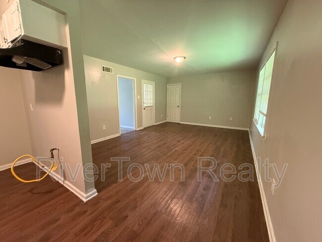 Foto del edificio - 3476 Mountain Terrace St