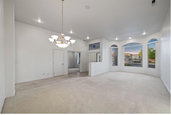 Building Photo - 7 N Eastridge Dr