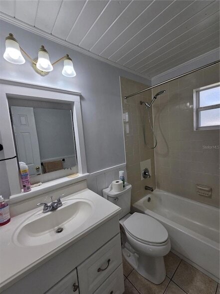 Foto del edificio - 835 Golden Isle Dr