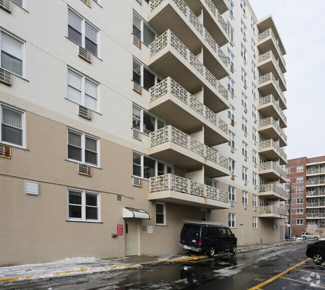 Long Beach Terrace 450 Shore Rd Long Beach, NY Apartments for Rent