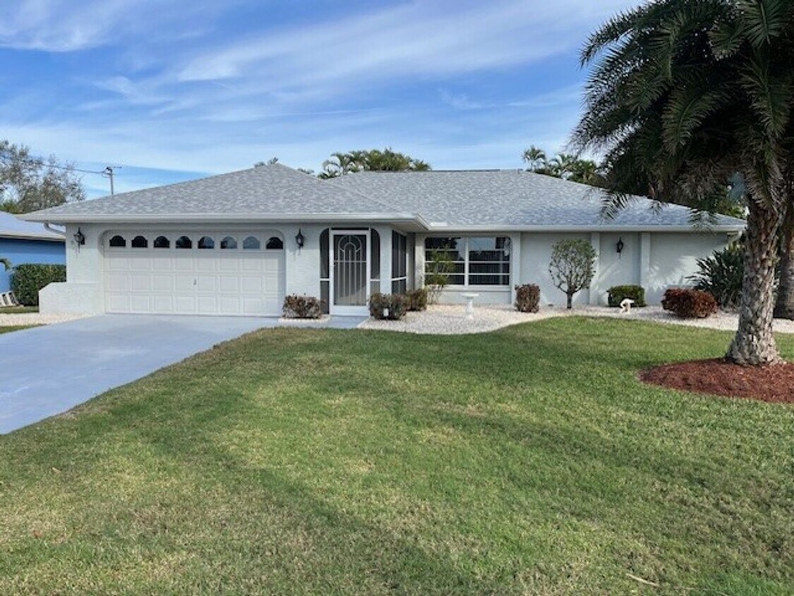 Beautiful 3br/2ba Cape Coral Home! House Rental in Cape Coral, FL