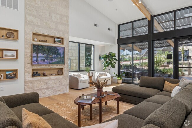 Interior Photo - Sonora