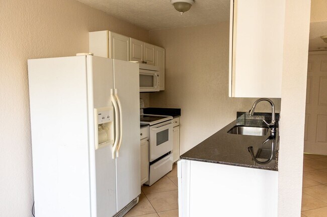 Foto del edificio - ***ABACO BAY***2 BED/2 BATH CONDO***SOUTH ...