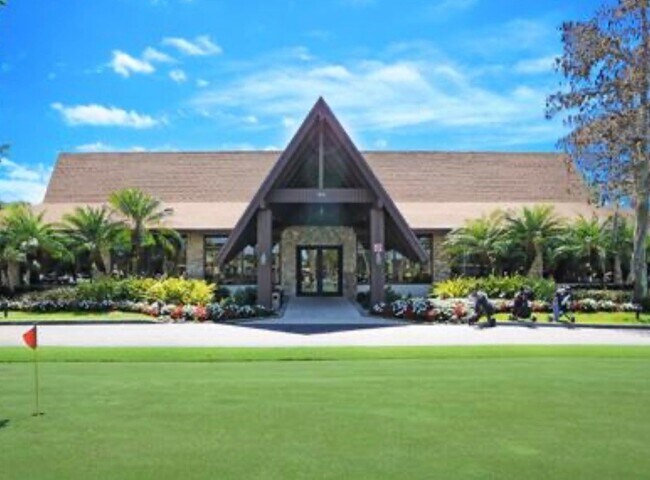 Building Photo - 232 Palm Dr