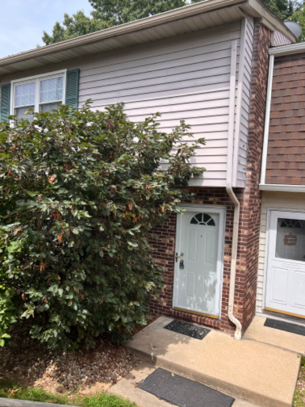 Primary Photo - 1310 Aarons Way