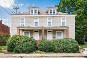 Building Photo - 24 E Blake Ave