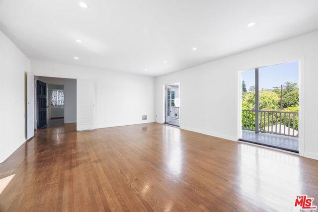 Foto del edificio - 2411 St George St