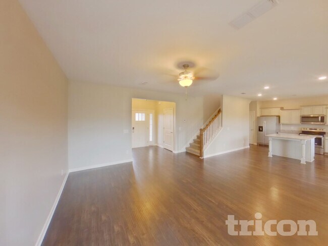 Foto del edificio - 604 Eagle View Dr
