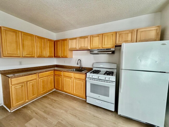 Foto del edificio - 618 Elizabeth Ave